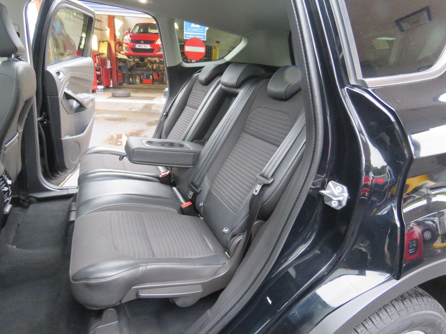 Used Ford Kuga 2017 for sale - 76988124: Photo 97