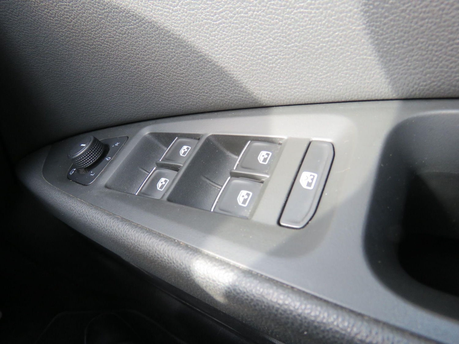 Vehicle 83