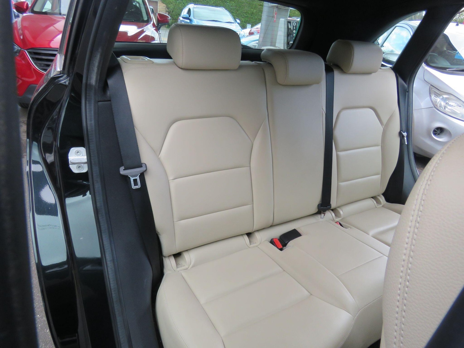 Used Mercedes-Benz B Class 2014 for sale - 78100608: Photo 38