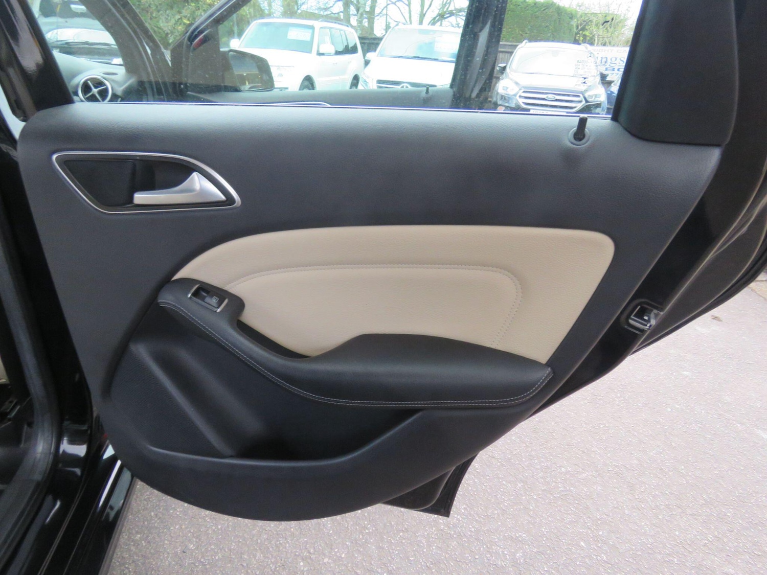 Used Mercedes-Benz B Class 2014 for sale - 78100608: Photo 44