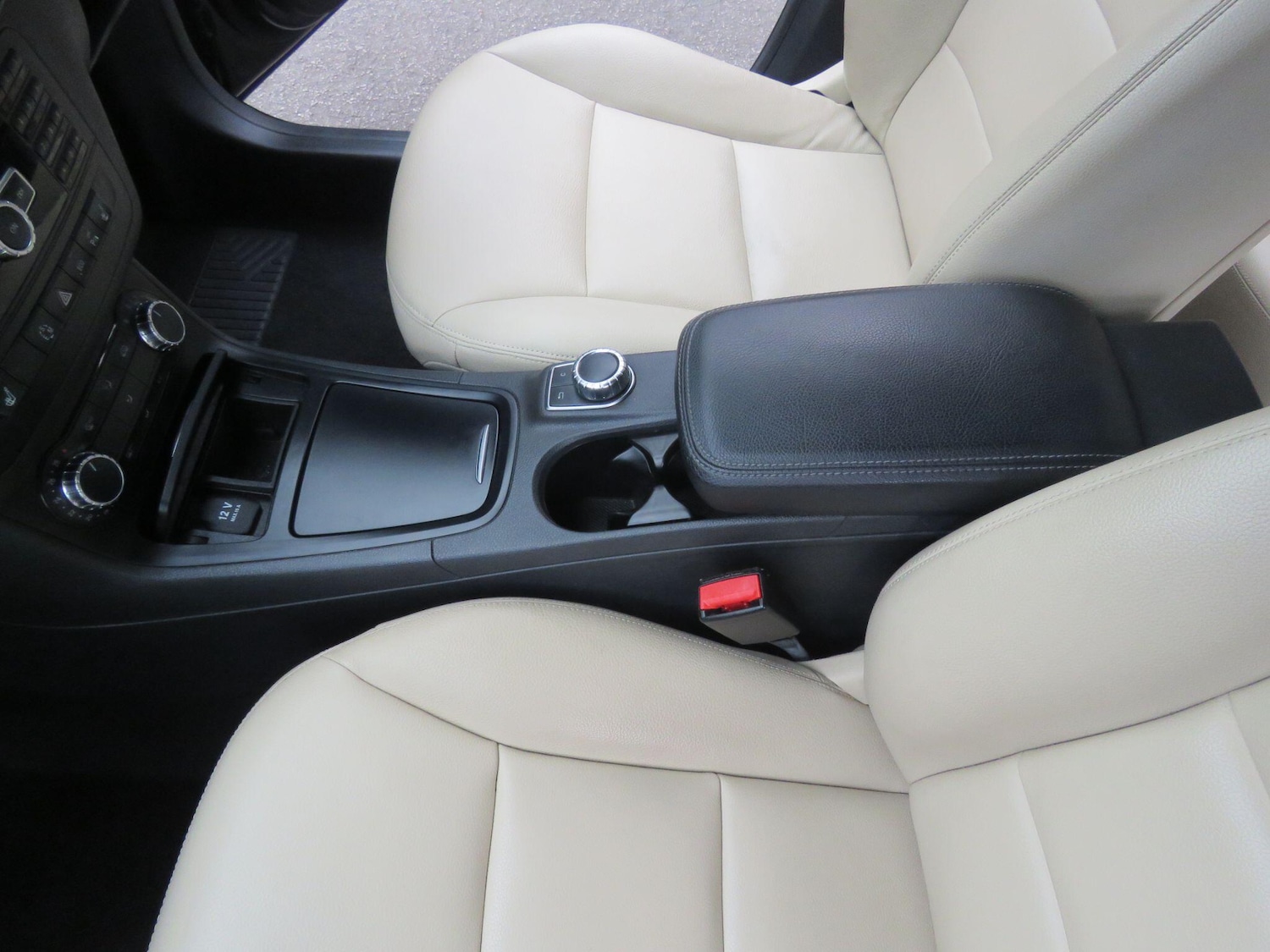 Used Mercedes-Benz B Class 2014 for sale - 78100608: Photo 52