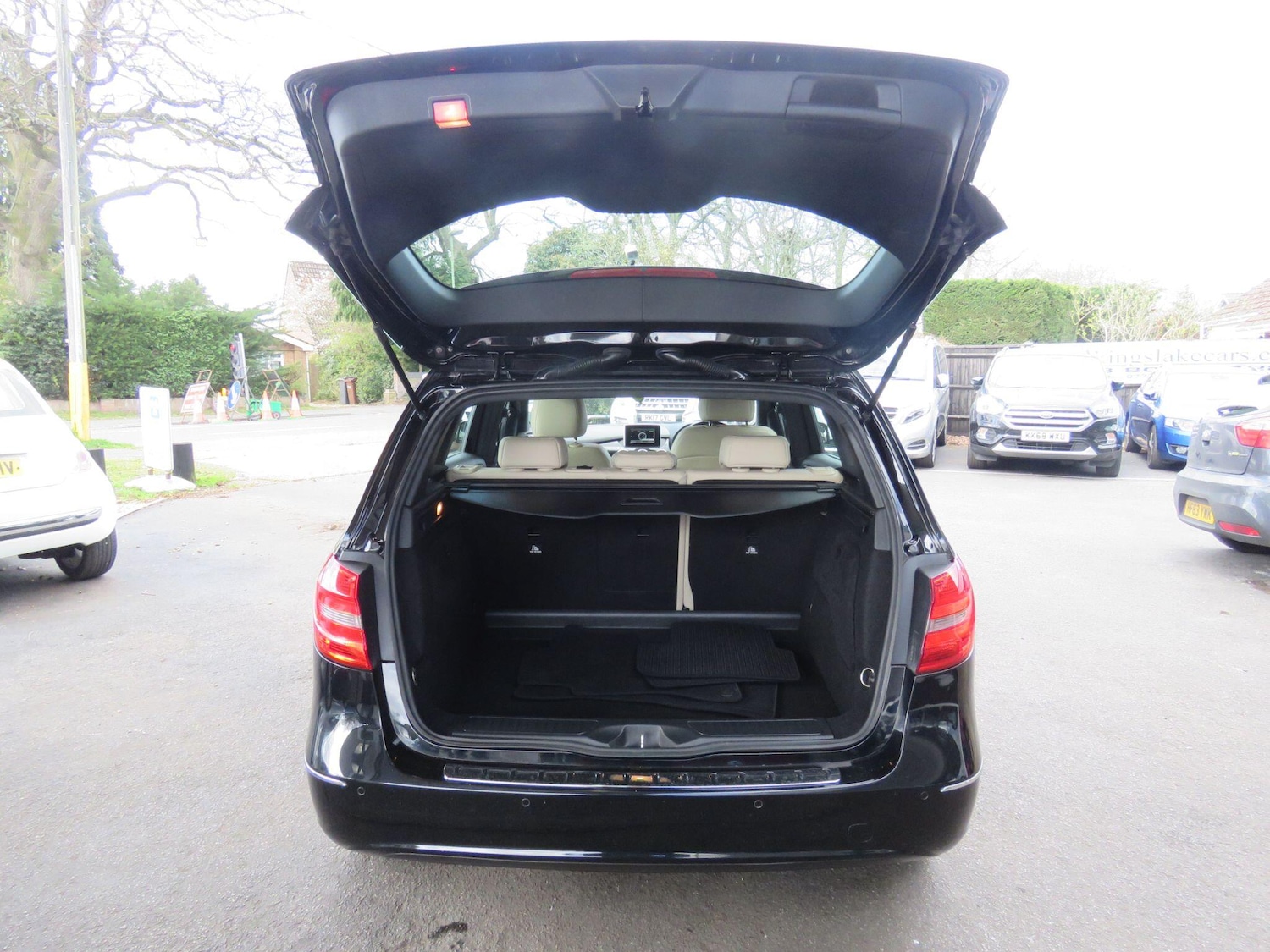 Used Mercedes-Benz B Class 2014 for sale - 78100608: Photo 68