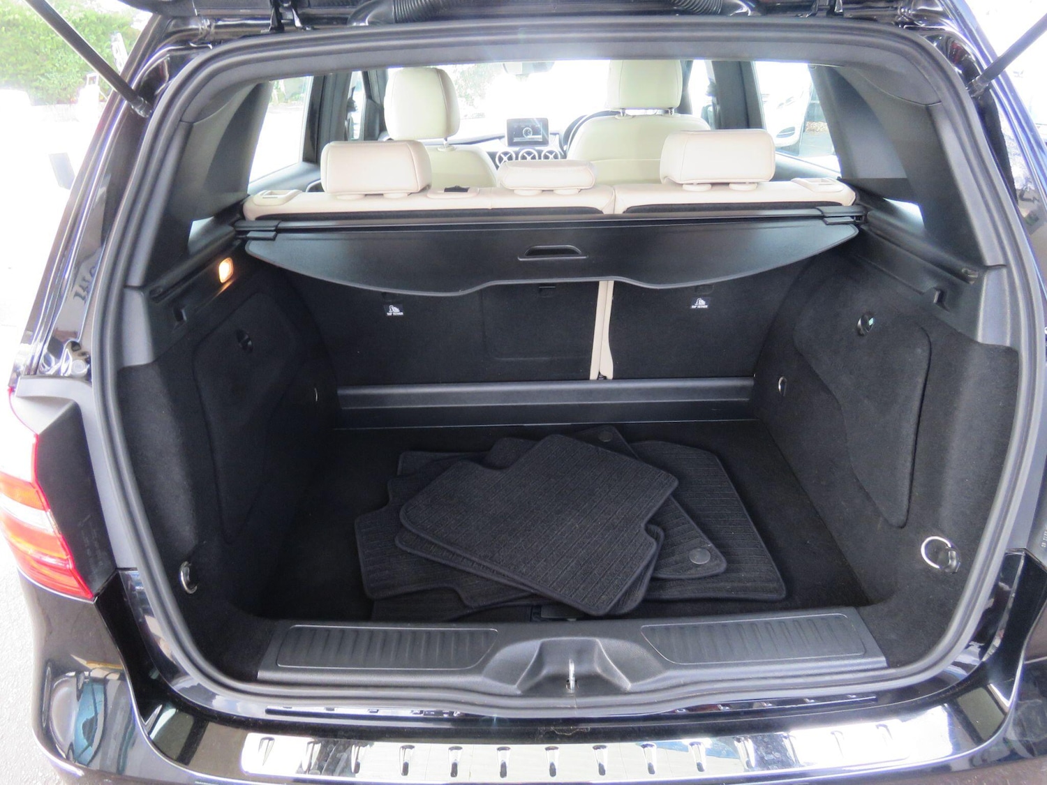 Used Mercedes-Benz B Class 2014 for sale - 78100608: Photo 7