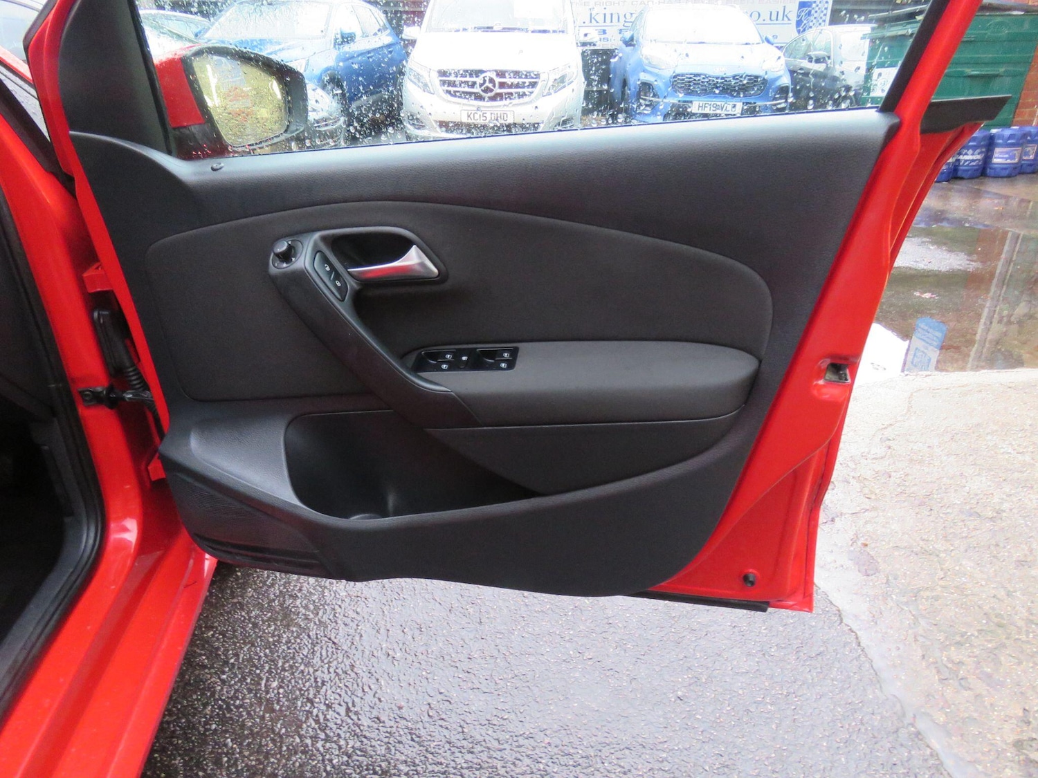 Used Volkswagen Polo 2012 for sale - 77242320: Photo 26