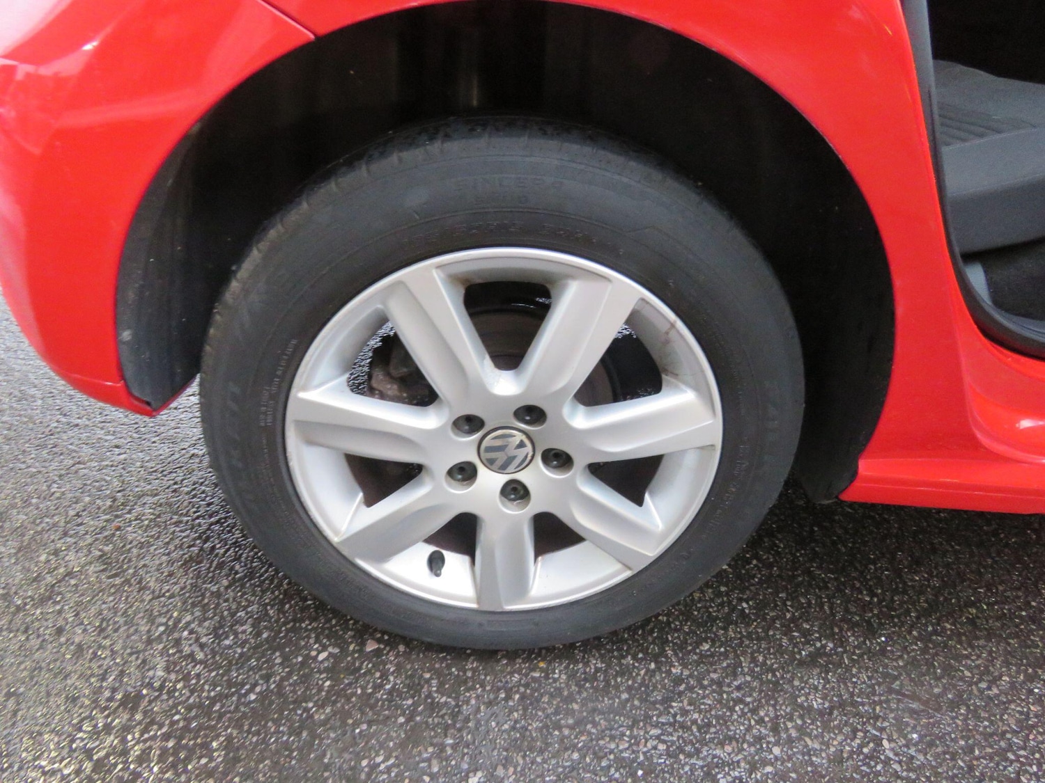 Used Volkswagen Polo 2012 for sale - 77242320: Photo 28