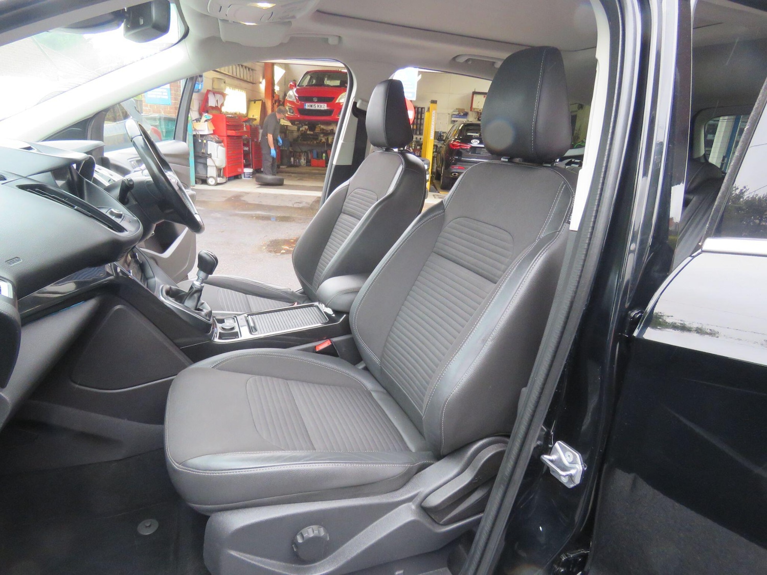 Used Ford Kuga 2017 for sale - 75949065: Photo 10