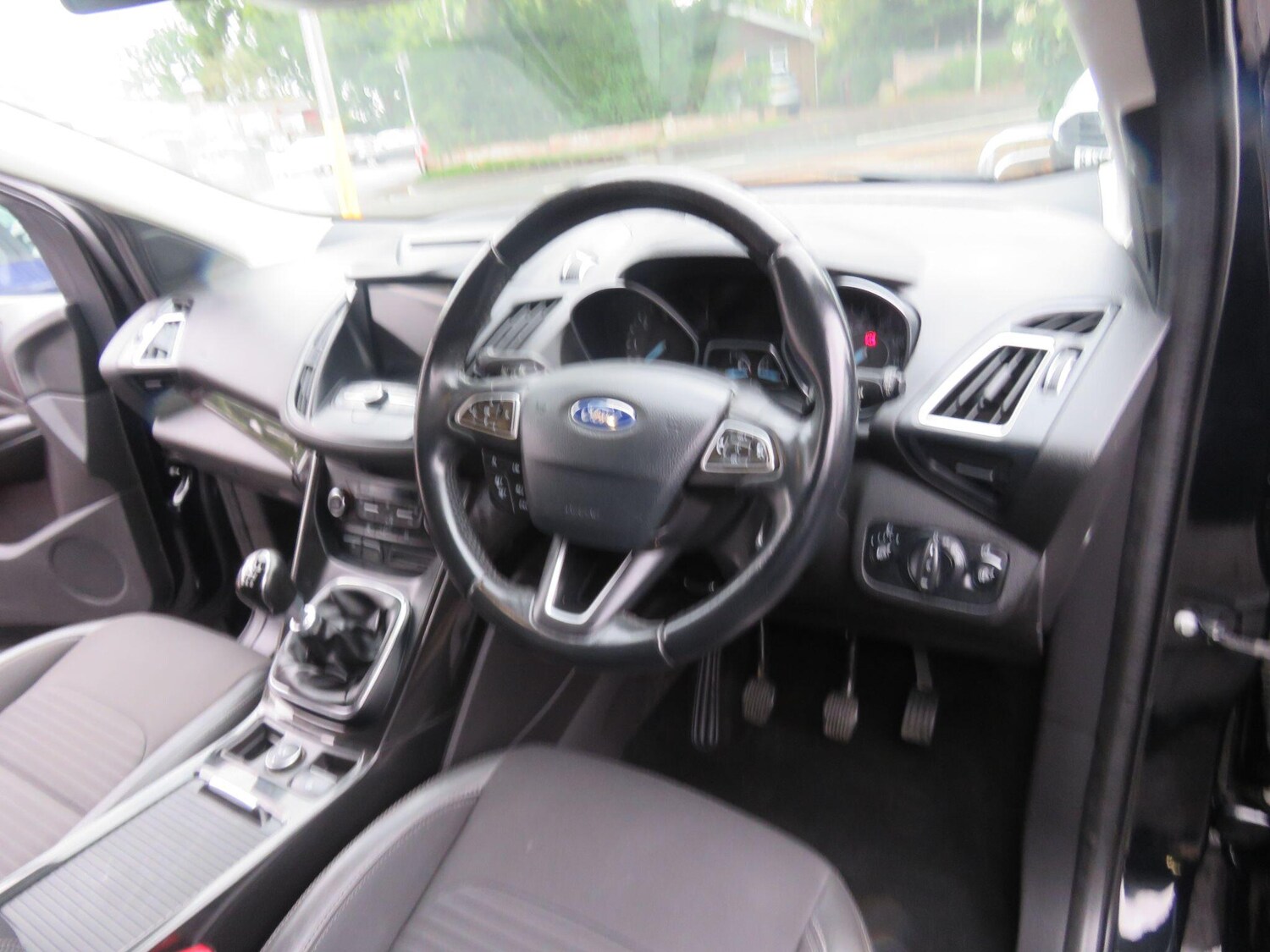 Used Ford Kuga 2017 for sale - 75949065: Photo 36