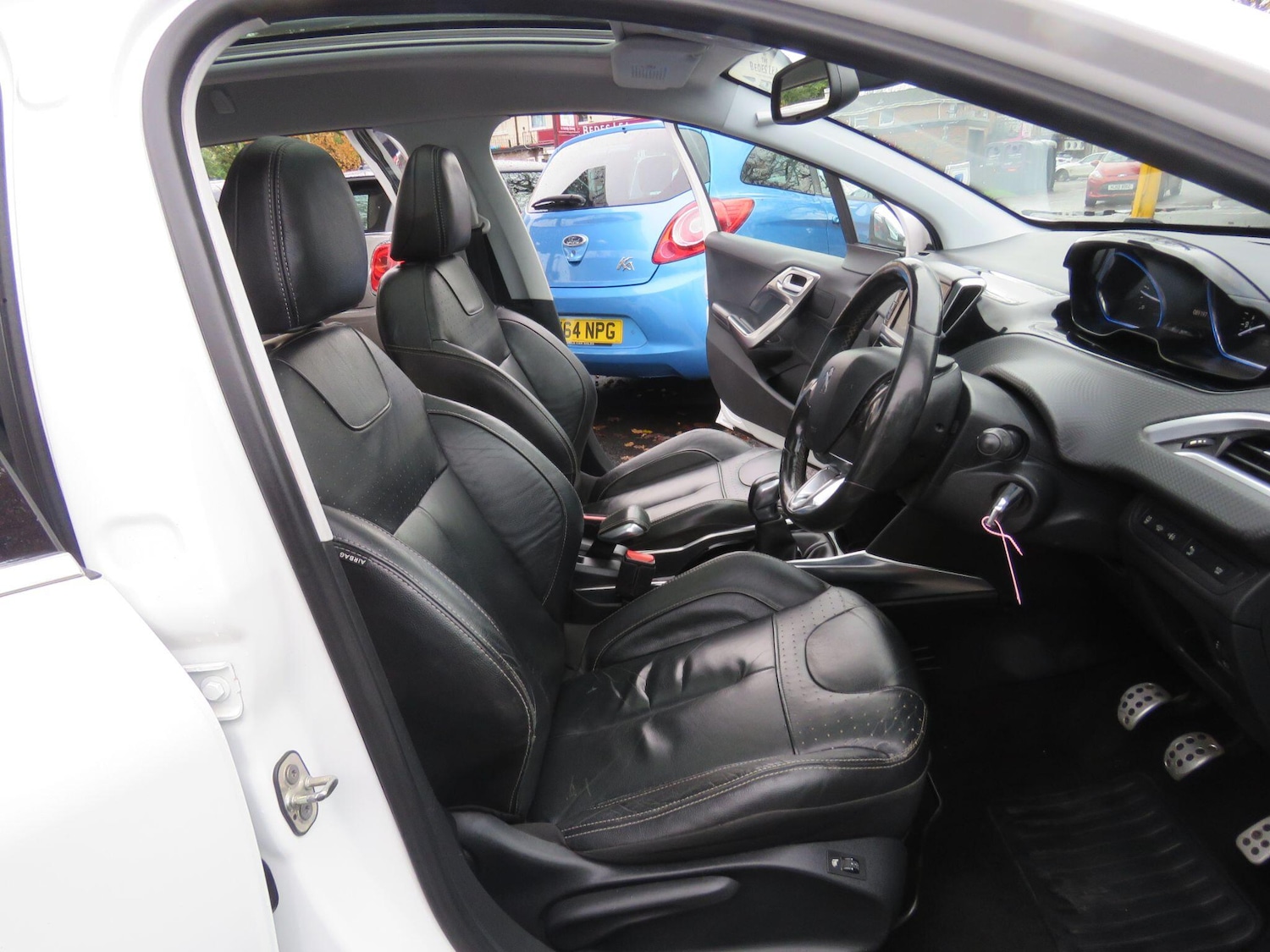 Used Peugeot 2008 2014 for sale - 76823549: Photo 3