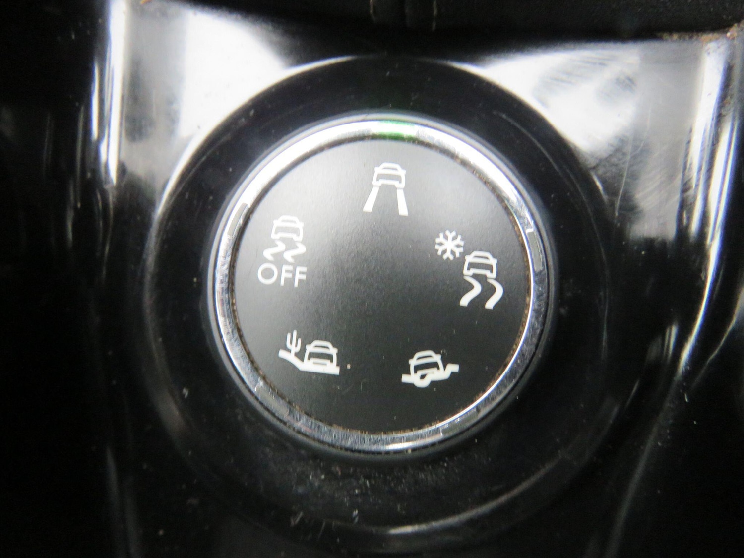 Used Peugeot 2008 2014 for sale - 76823549: Photo 34