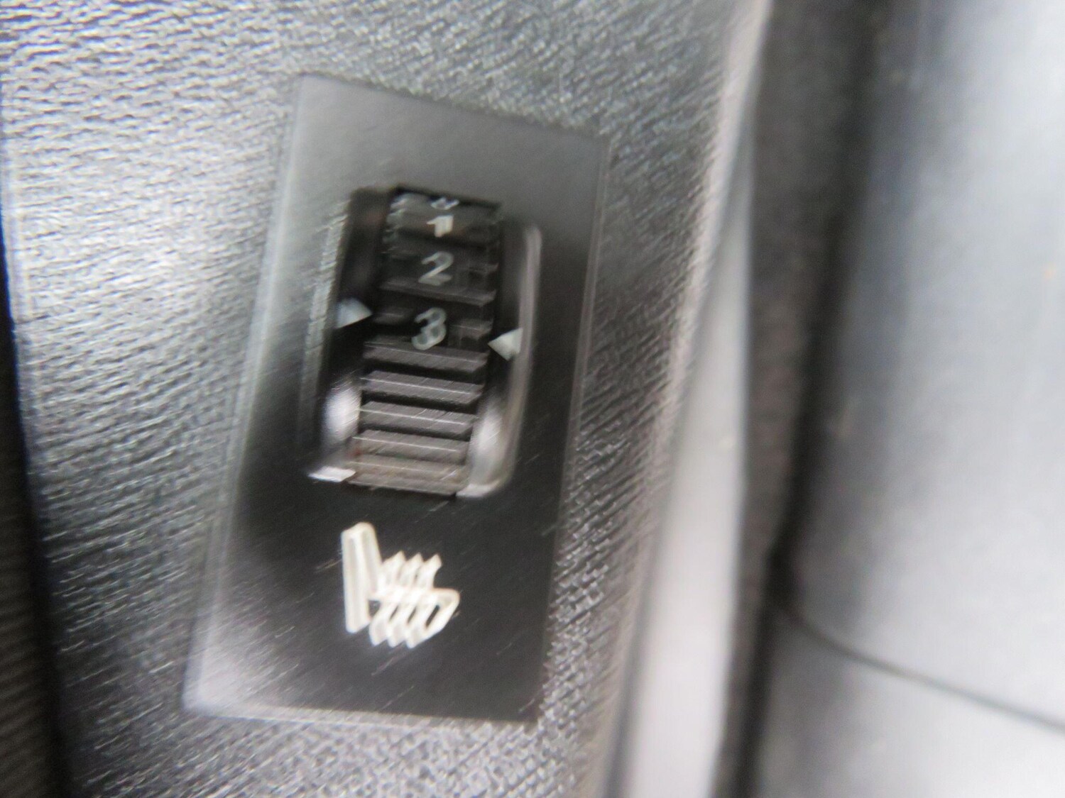 Used Peugeot 2008 2014 for sale - 76823549: Photo 38