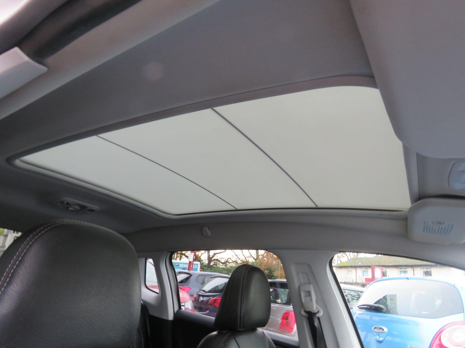 Used Peugeot 2008 2014 for sale - 76823549: Photo 5