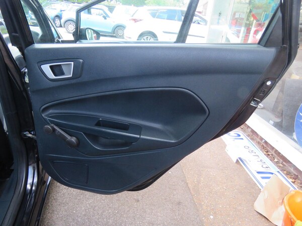 Used Ford Fiesta 2012 for sale - 76251387: Photo 26