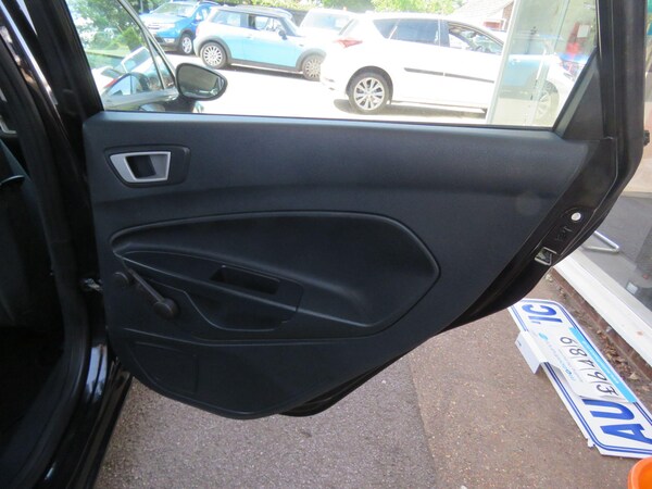 Used Ford Fiesta 2012 for sale - 76251387: Photo 58