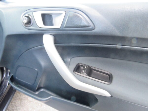 Used Ford Fiesta 2012 for sale - 76251387: Photo 76