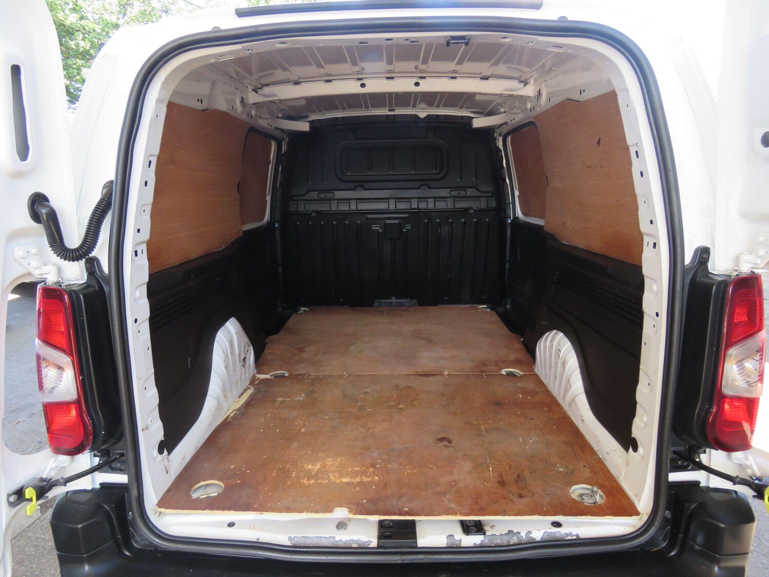 Vehicle 28
