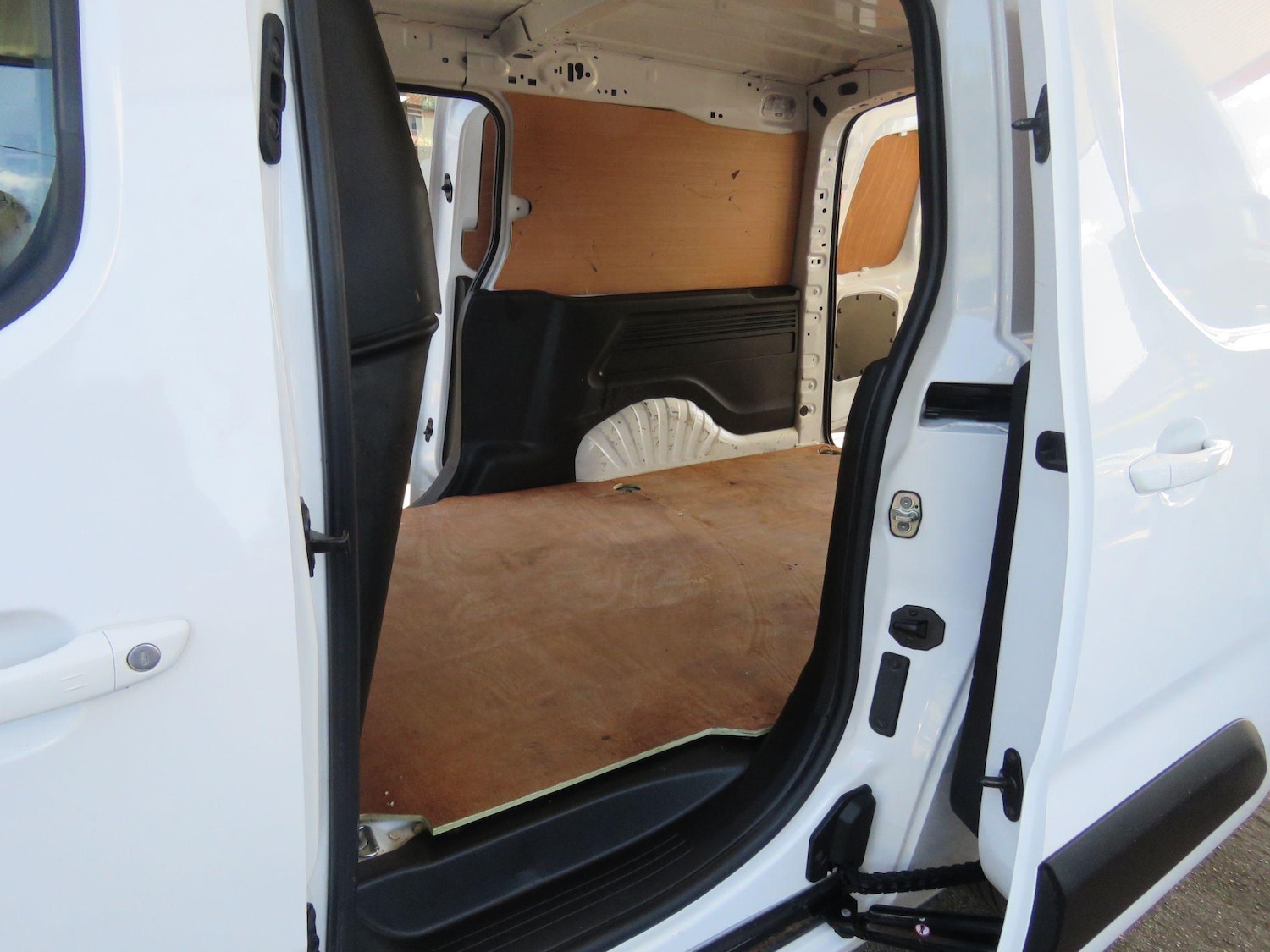 Vehicle 31
