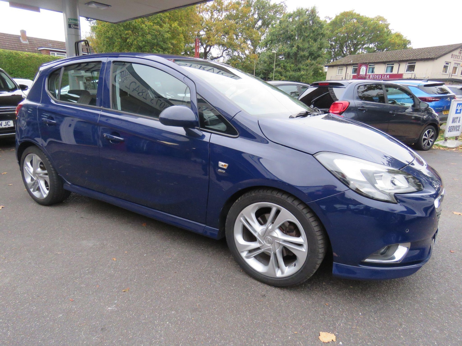 Used Vauxhall Corsa 2016 for sale - 76270329: Photo 2