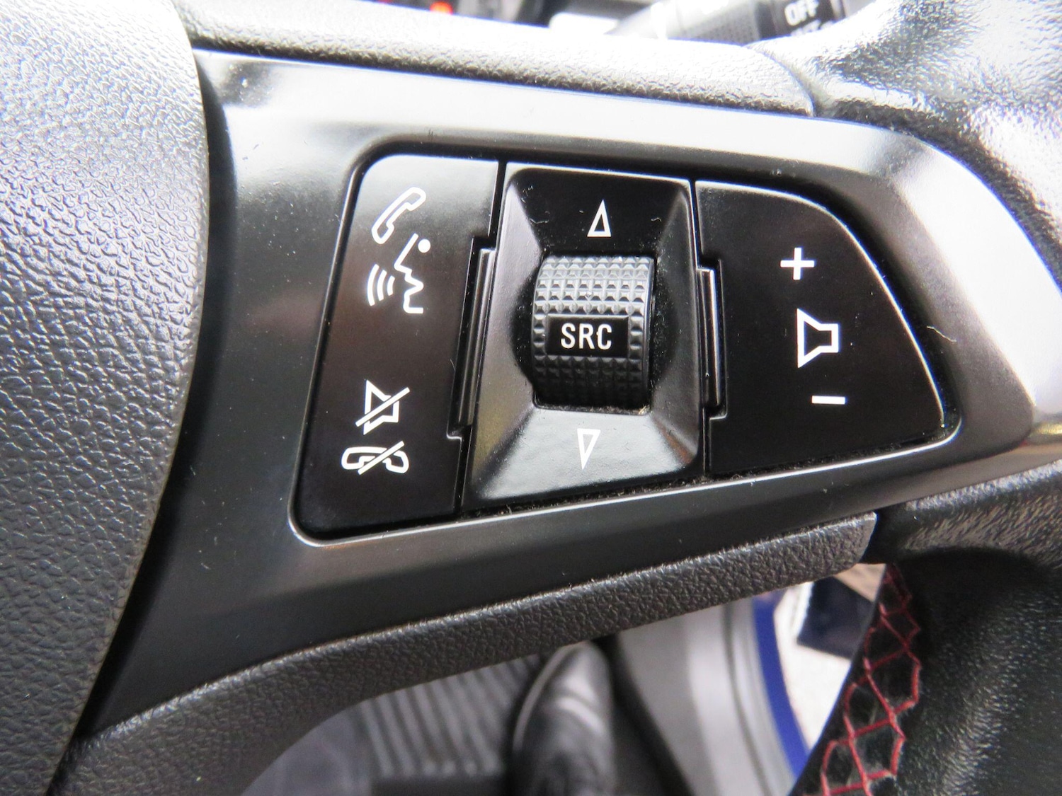 Used Vauxhall Corsa 2016 for sale - 76270329: Photo 35