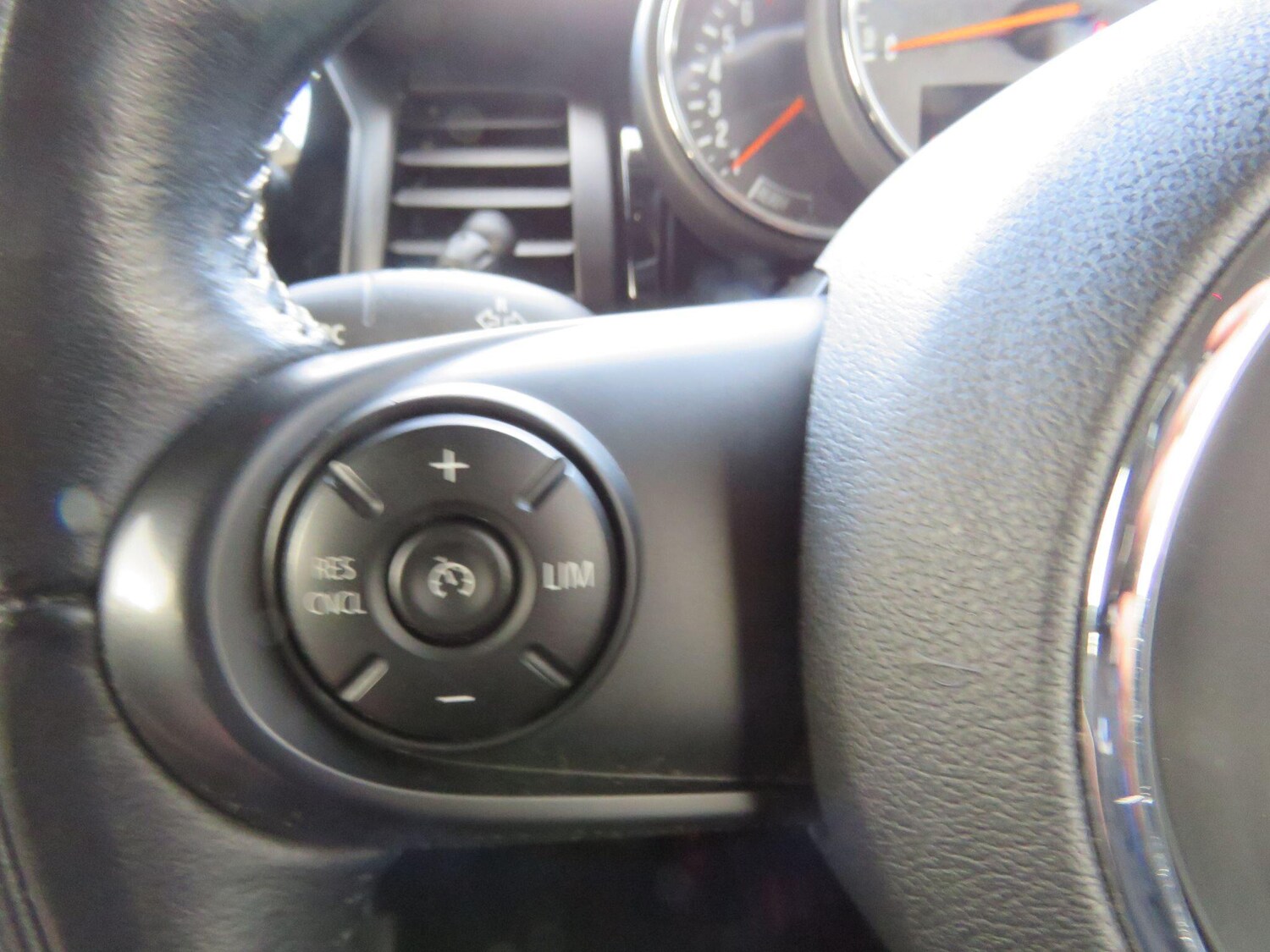 Used MINI Hatch 2016 for sale - 76700580: Photo 38