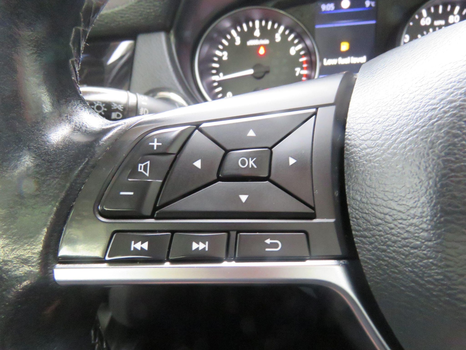 Used Nissan Qashqai 2021 for sale - 76759674: Photo 13