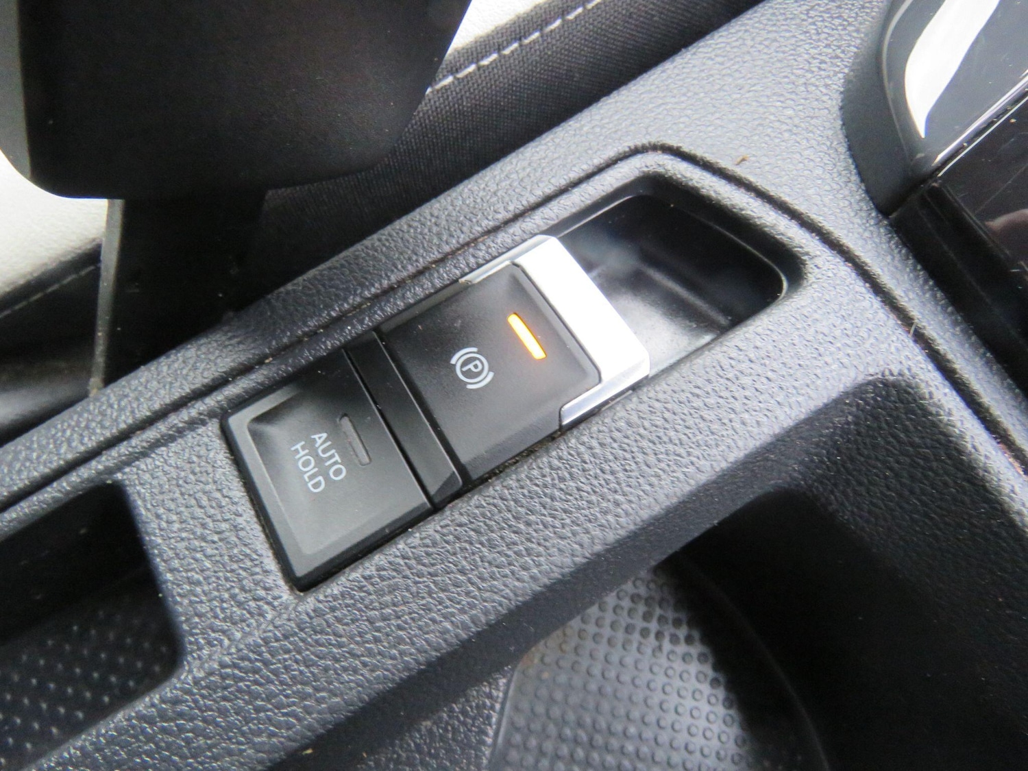 Used Volkswagen T-Roc 2019 for sale - 77175844: Photo 32