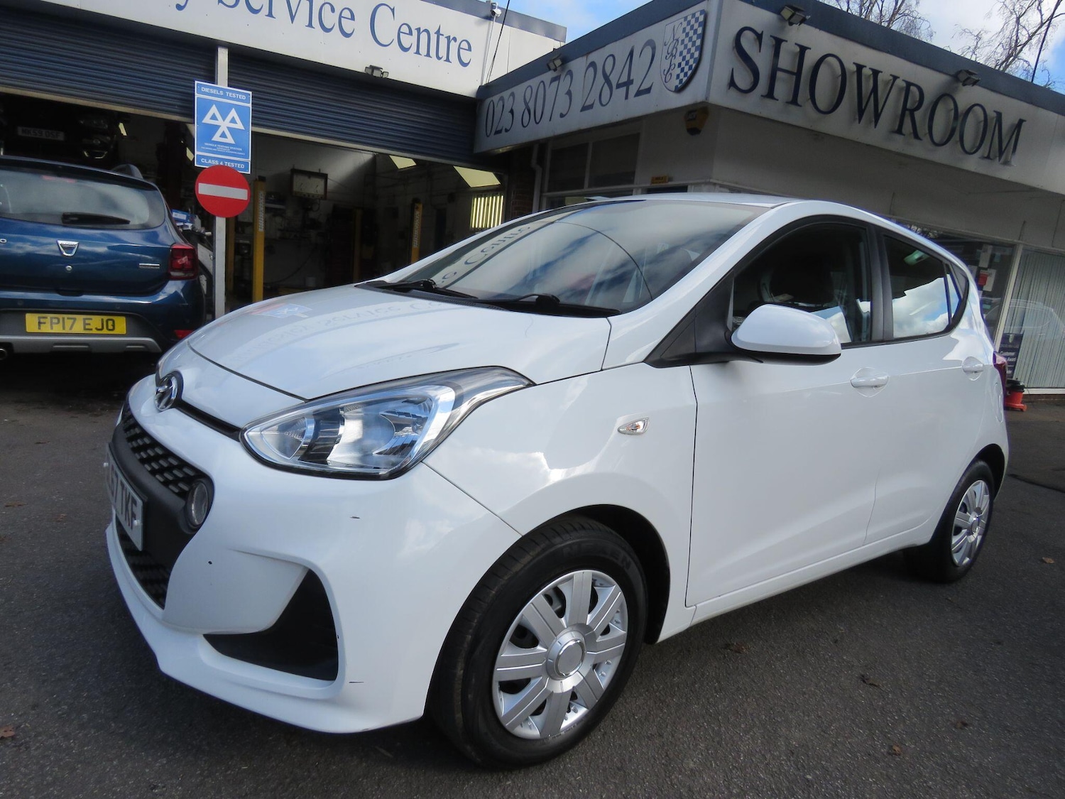 Used Hyundai i10 2017 for sale - 77657733: Photo 17