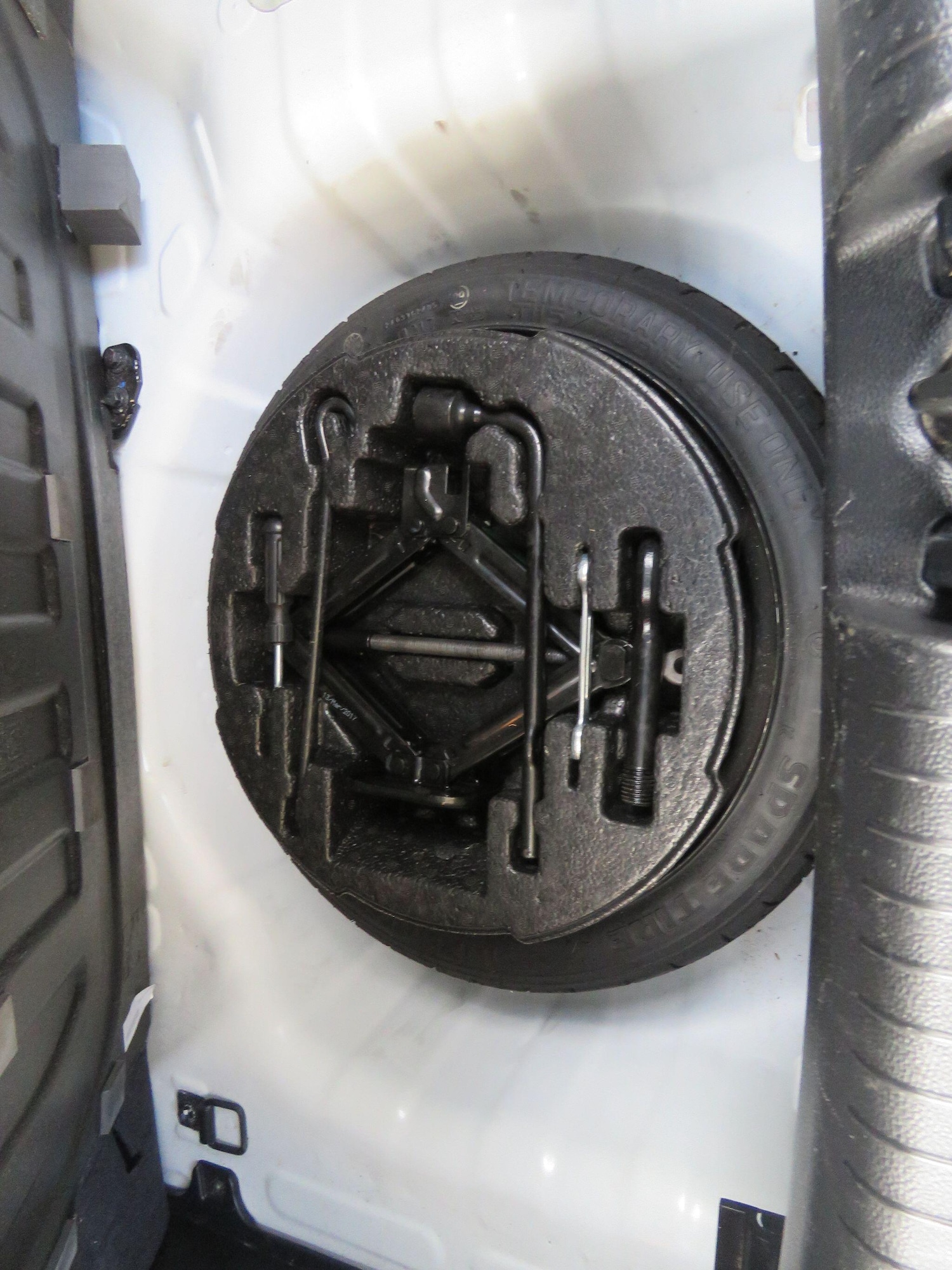 Used Hyundai i10 2017 for sale - 77657733: Photo 28