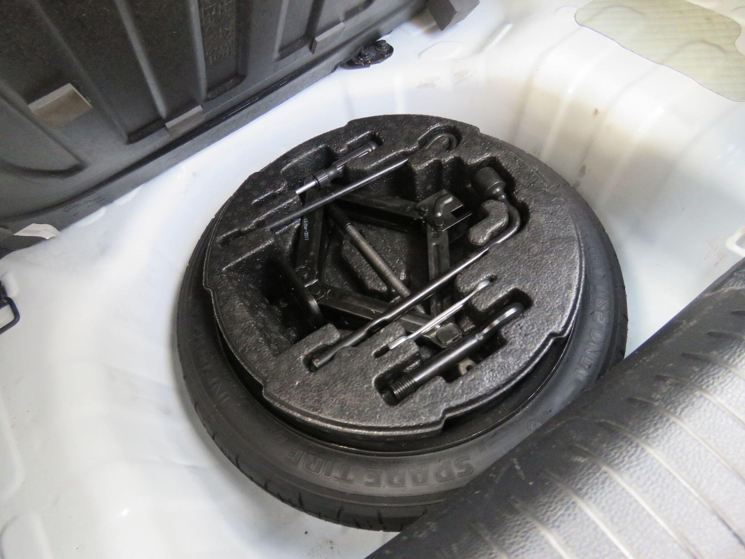 Used Hyundai i10 2017 for sale - 77657733: Photo 30