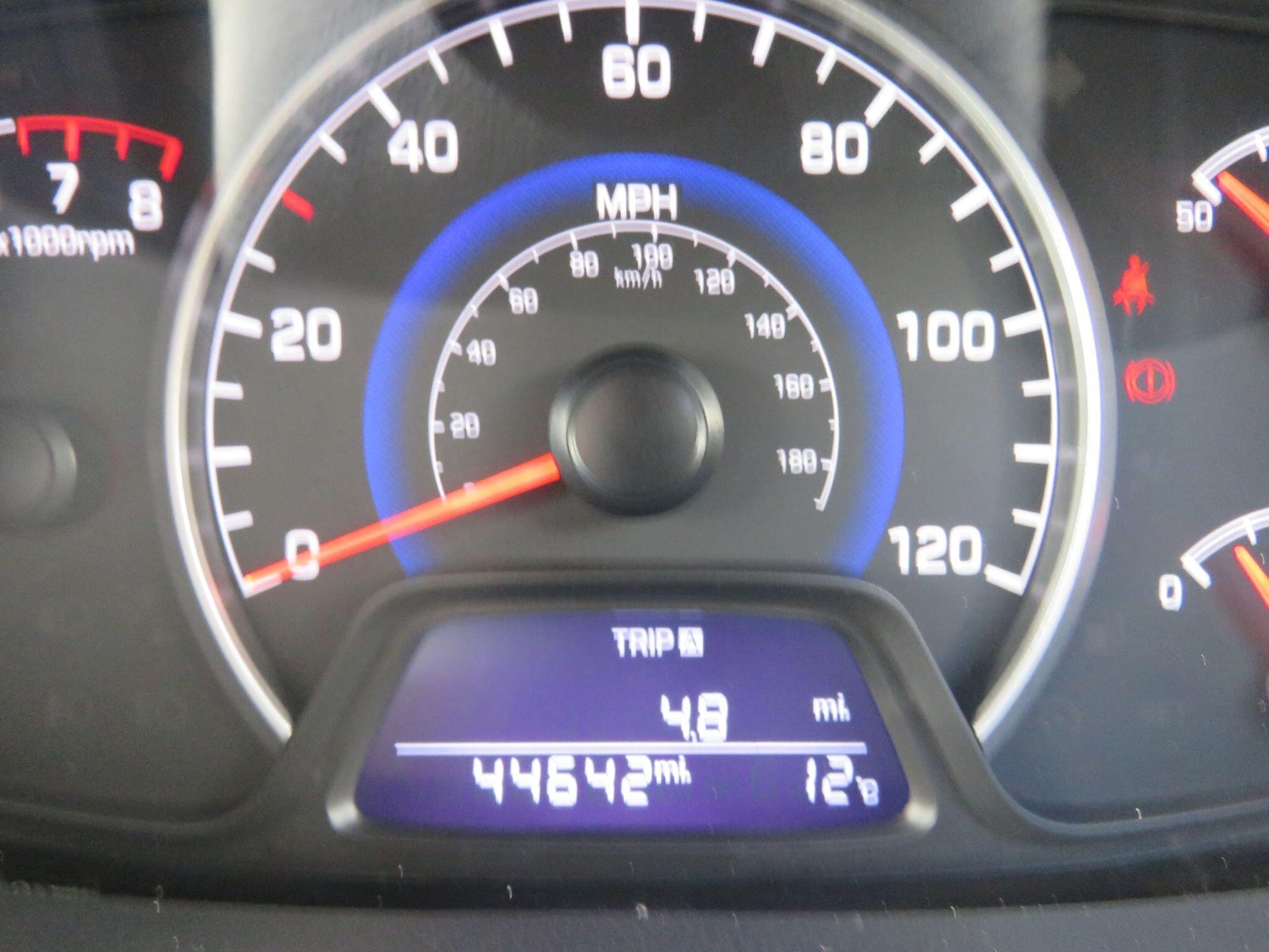 Used Hyundai i10 2017 for sale - 77657733: Photo 66