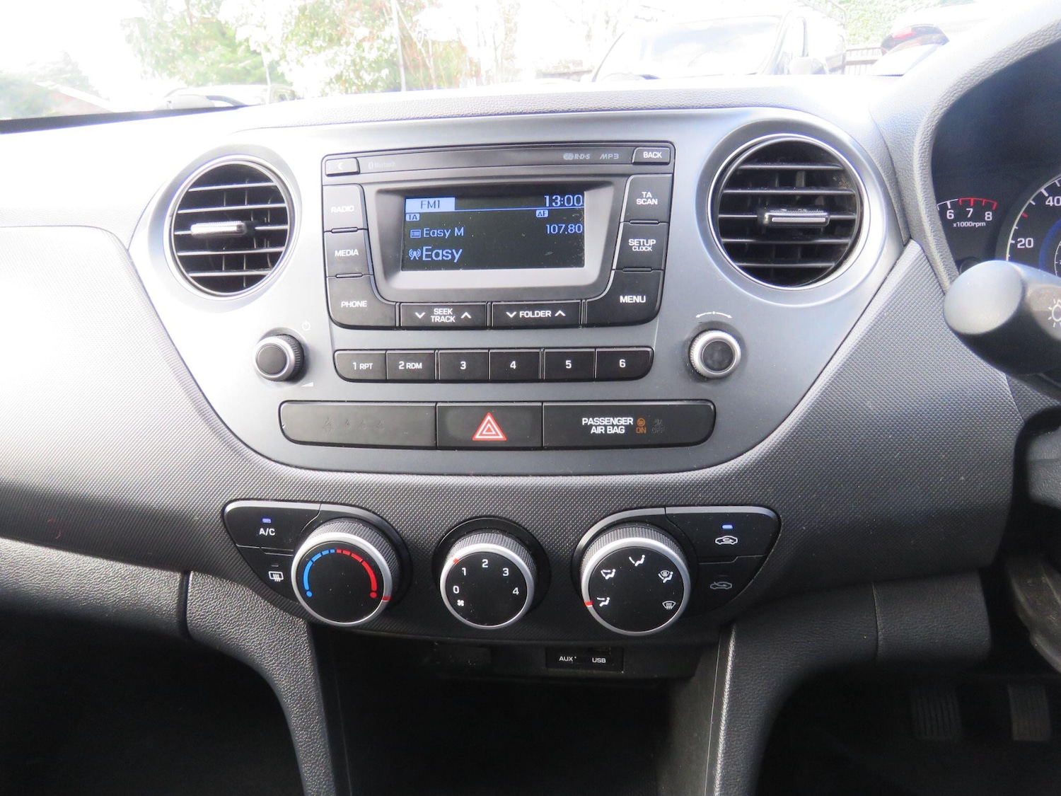 Used Hyundai i10 2017 for sale - 77657733: Photo 72