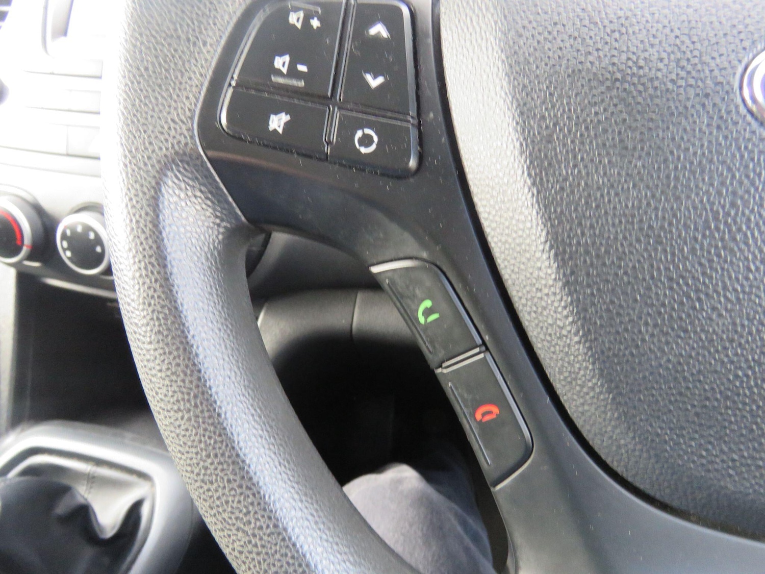 Used Hyundai i10 2017 for sale - 77657733: Photo 73