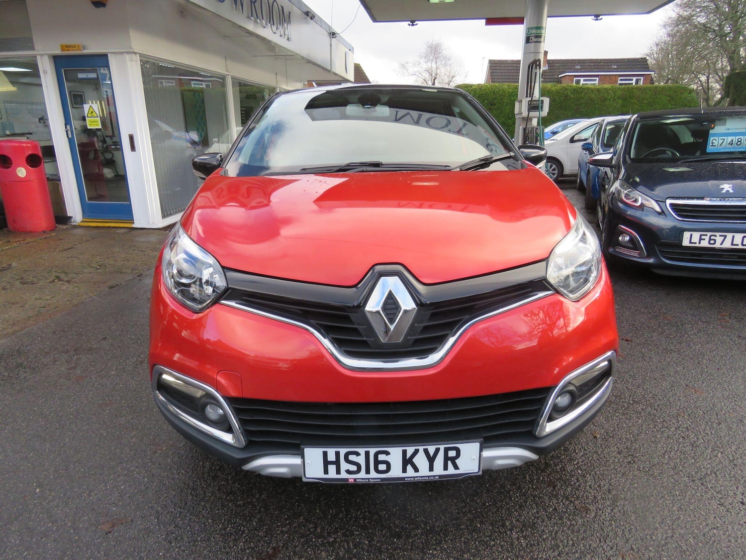 Used Renault Captur 2016 for sale - 77229855: Photo 2