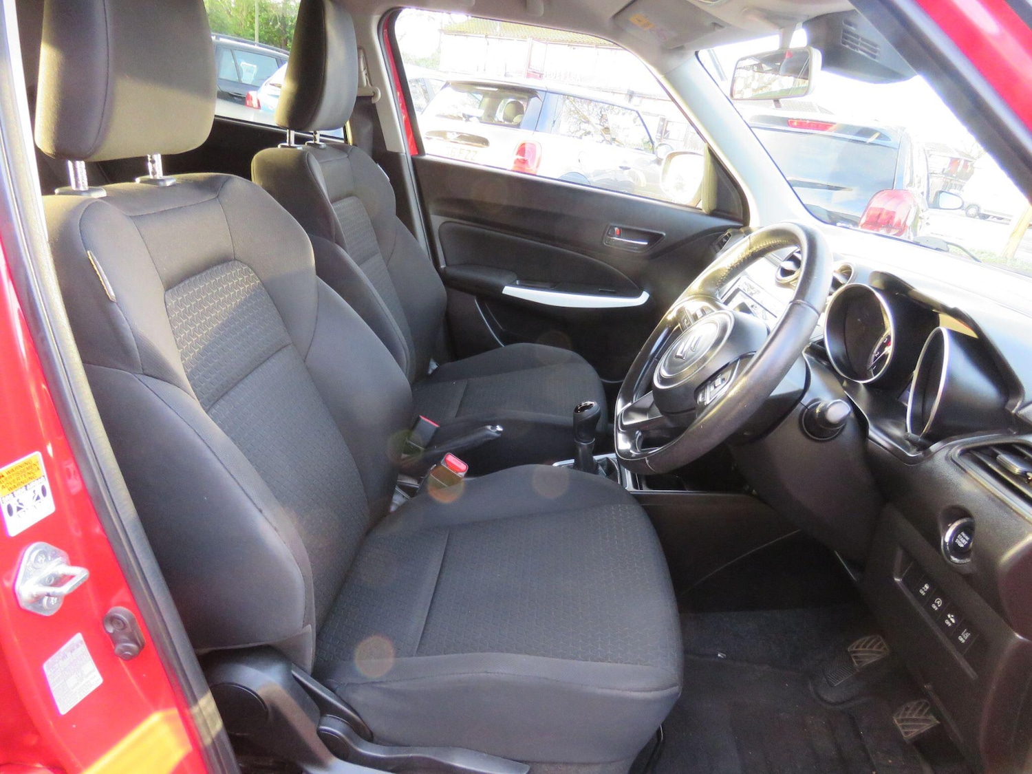 Used Suzuki Swift 2017 for sale - 77305640: Photo 21