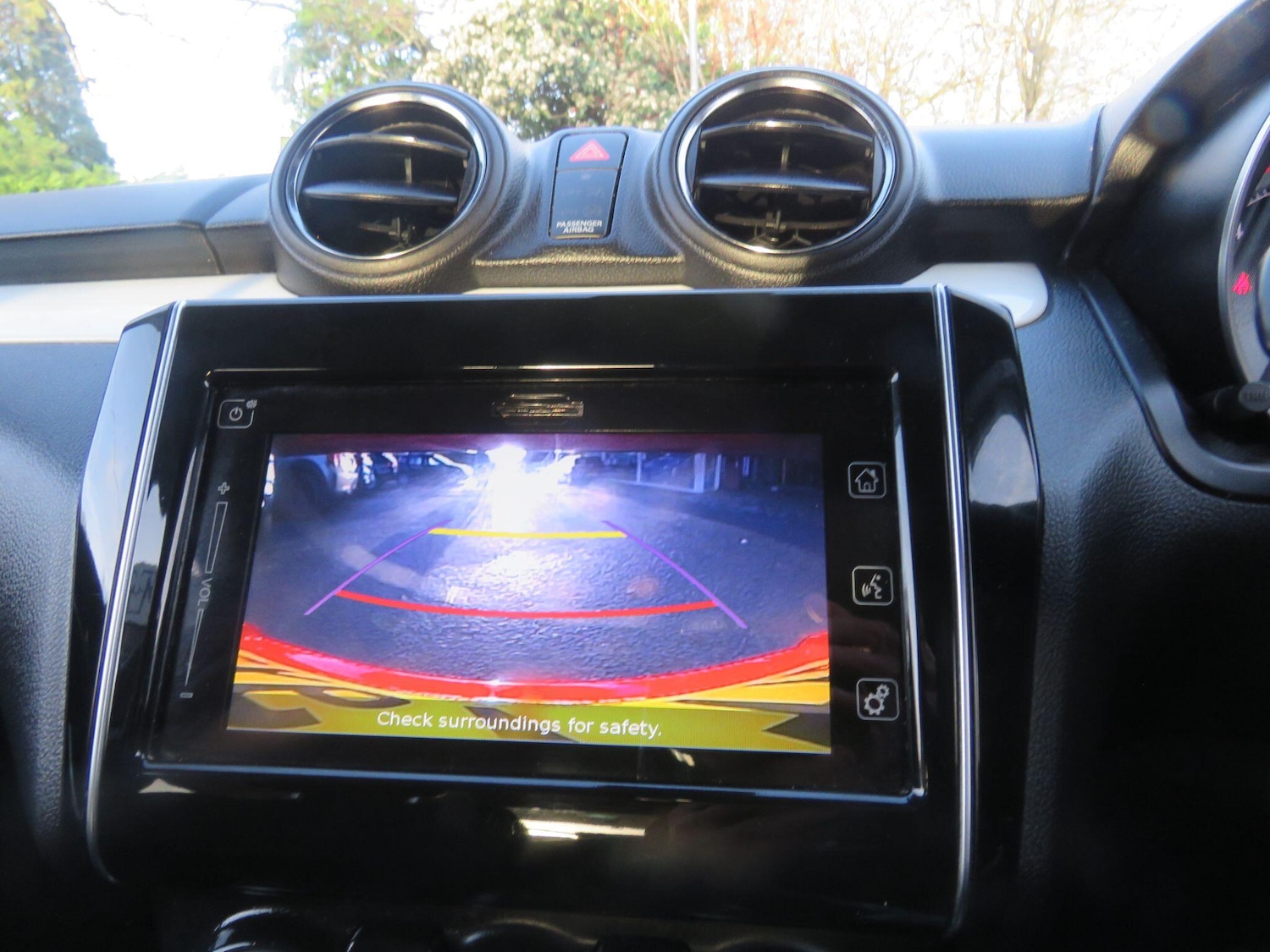 Used Suzuki Swift 2017 for sale - 77305640: Photo 44