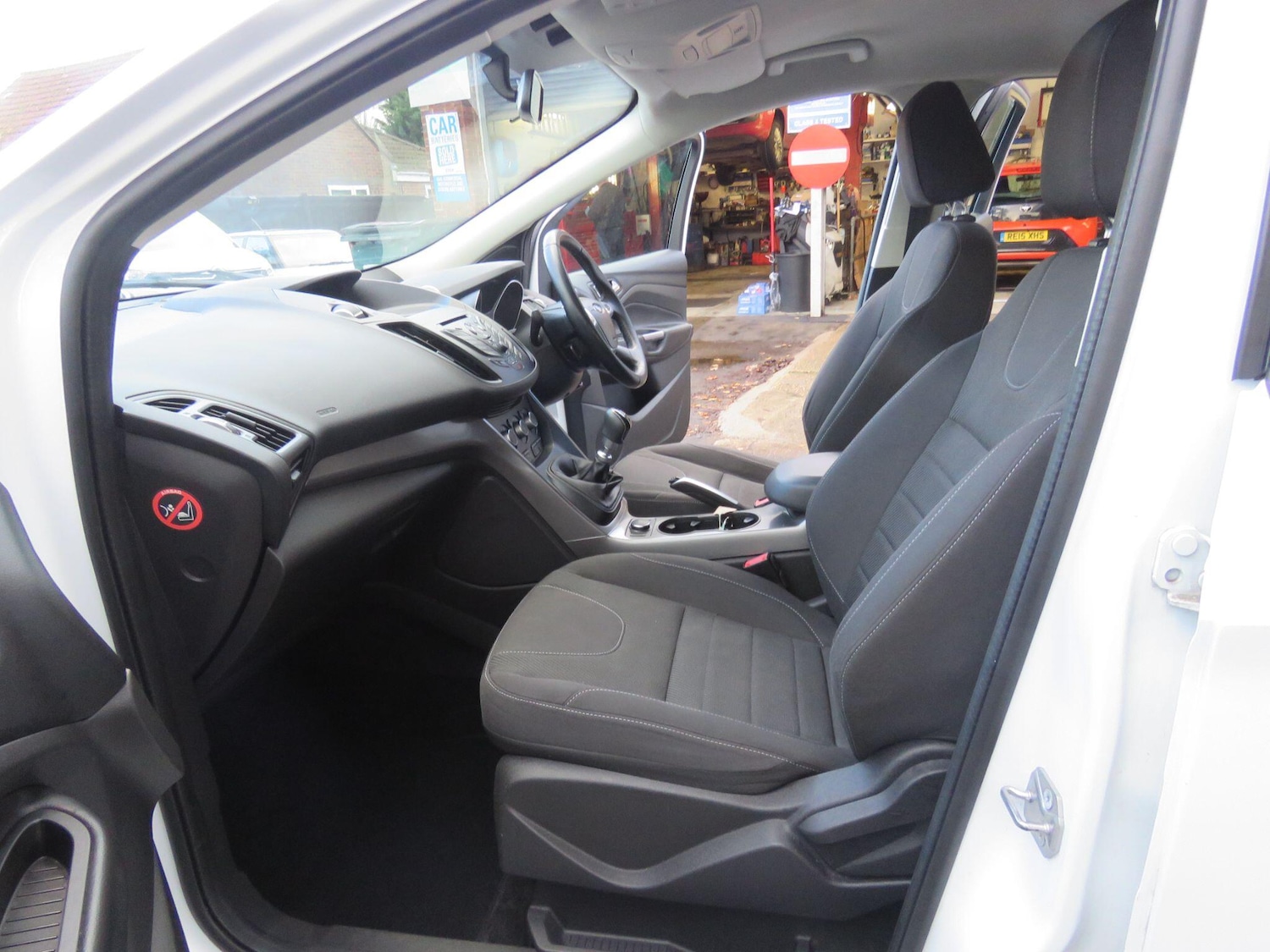 Used Ford Kuga 2015 for sale - 76772176: Photo 10