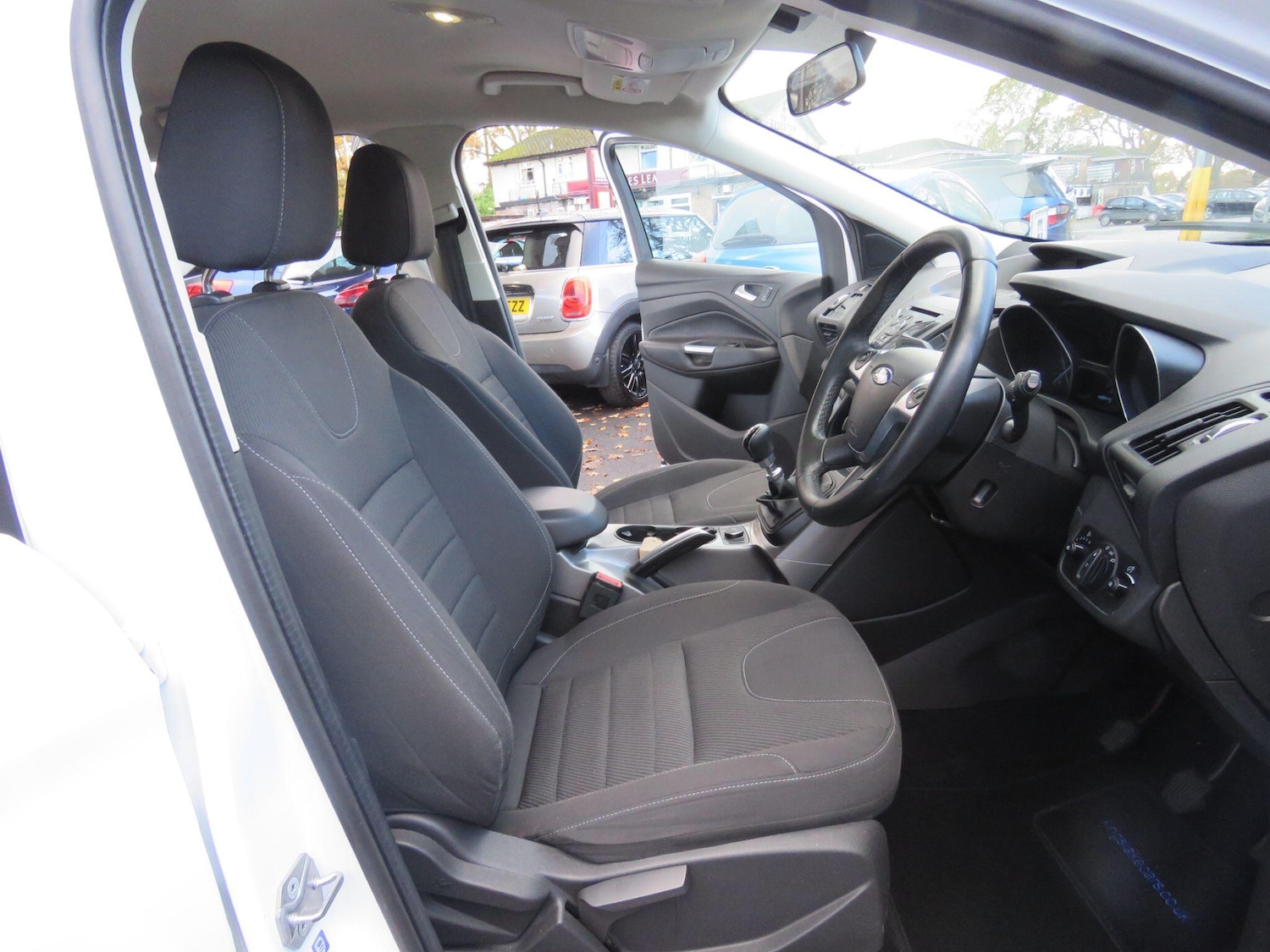 Used Ford Kuga 2015 for sale - 76772176: Photo 20