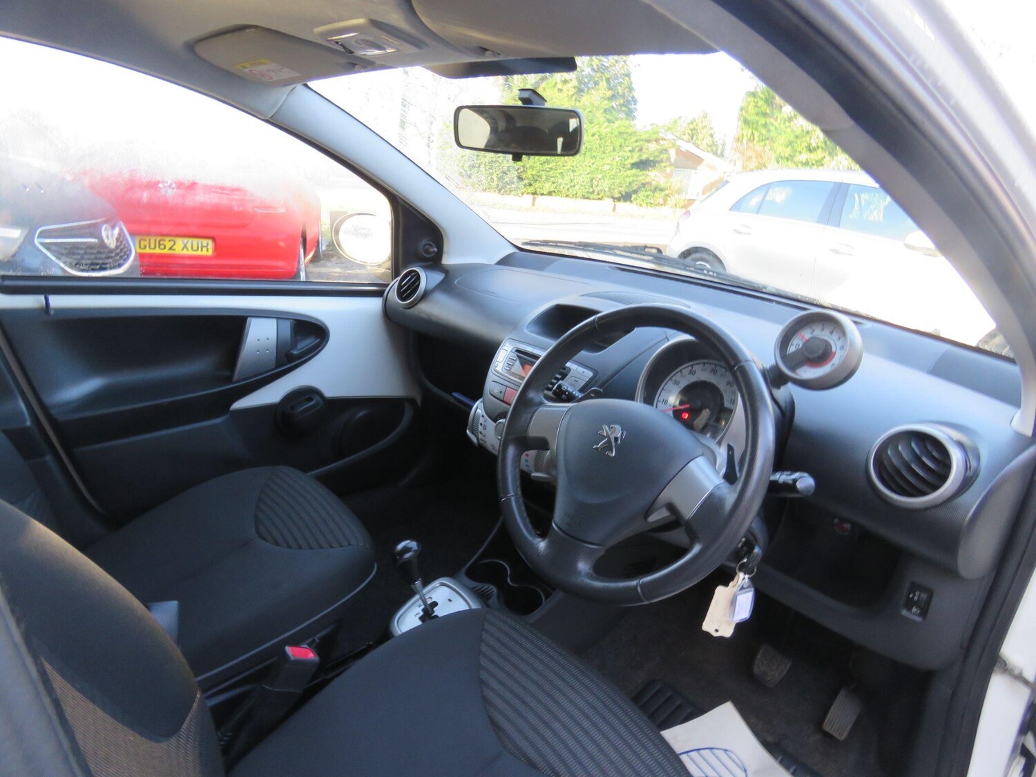 Used Peugeot 107 2014 for sale - 77768264: Photo 25