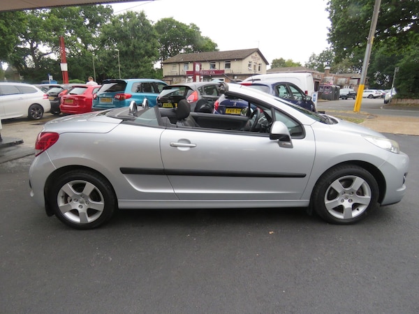 Used Peugeot 207 CC 2011 for sale - 75635466: Photo 15