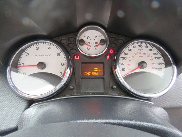 Used Peugeot 207 CC 2011 for sale - 75635466: Photo 73