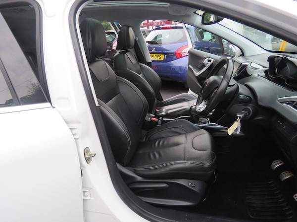 Used Peugeot 207 CC 2011 for sale - 75635466: Photo 89