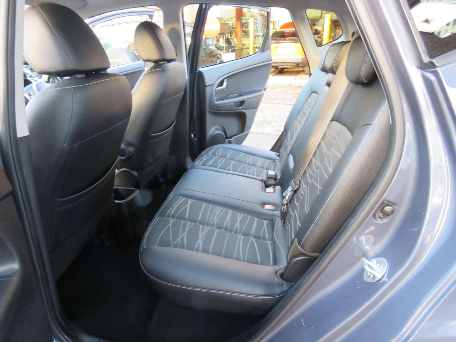 Used Kia Venga 2017 for sale - 76620357: Photo 30