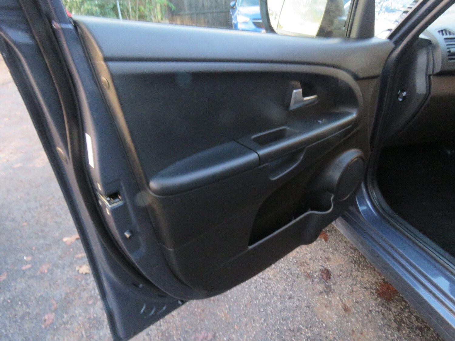 Used Kia Venga 2017 for sale - 76620357: Photo 32