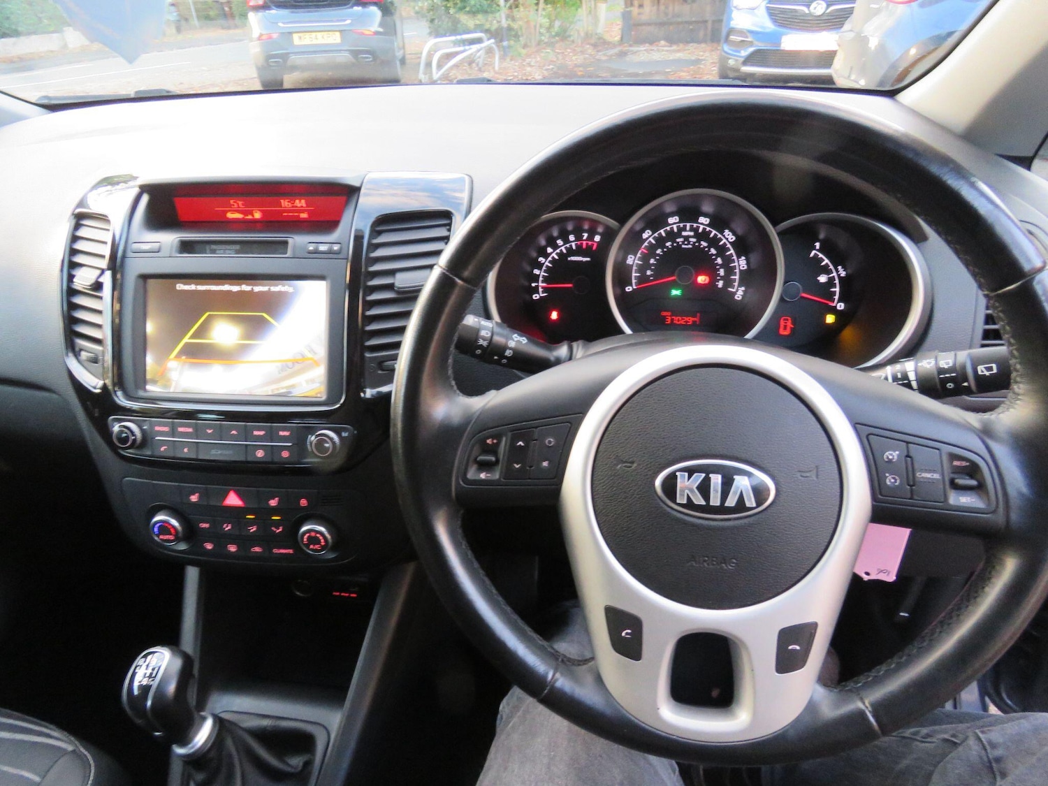 Used Kia Venga 2017 for sale - 76620357: Photo 46