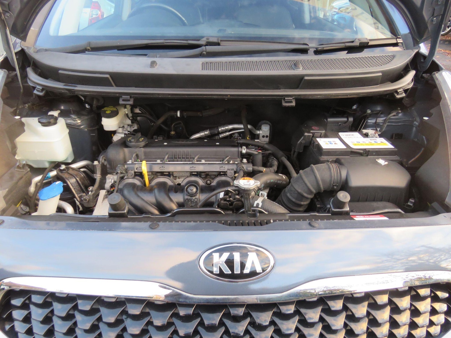 Used Kia Venga 2017 for sale - 76620357: Photo 63