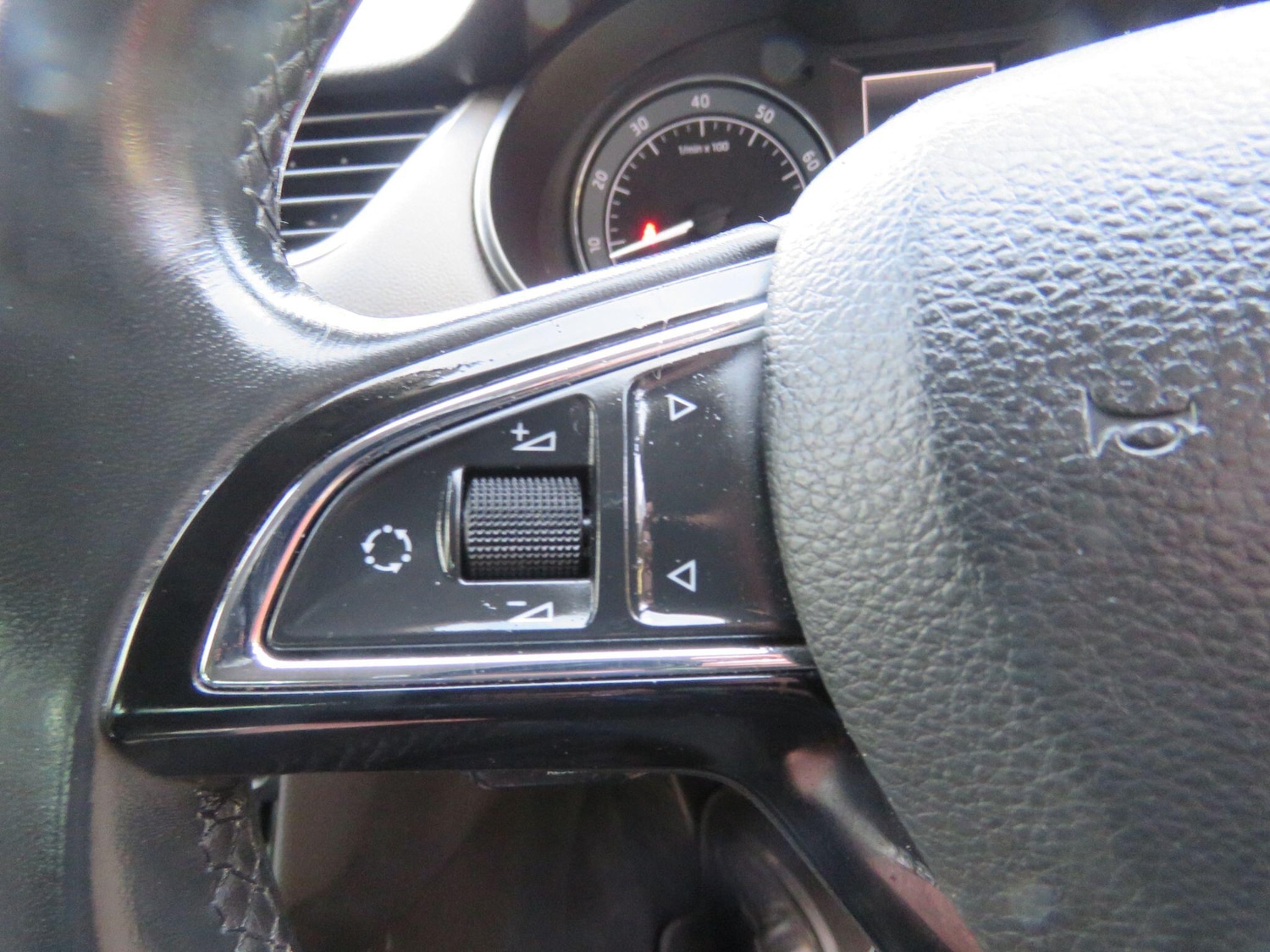 Used Skoda Octavia 2014 for sale - 77358492: Photo 38