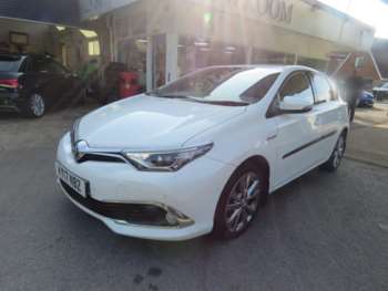 2017 (17) - 1.8 VVT-h Excel CVT Euro 6 (s/s) 5dr (Safety Sense)