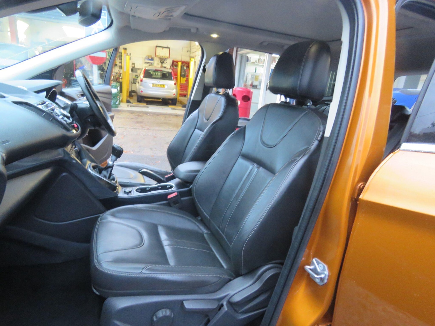 Used Ford Kuga 2015 for sale - 76766030: Photo 11