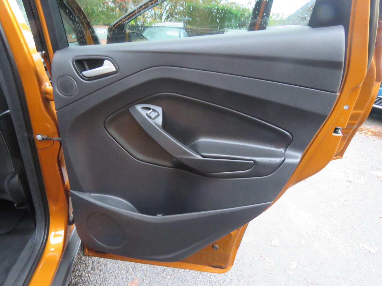 Used Ford Kuga 2015 for sale - 76766030: Photo 24