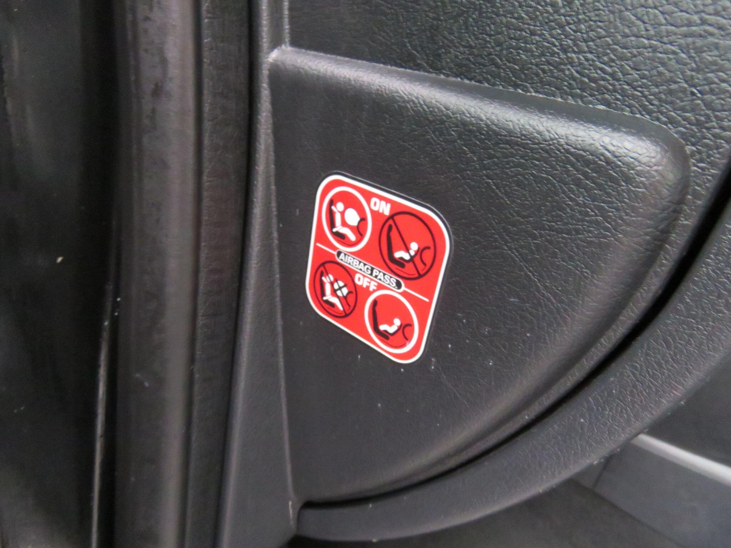 Used Peugeot 207 2012 for sale - 77455785: Photo 16