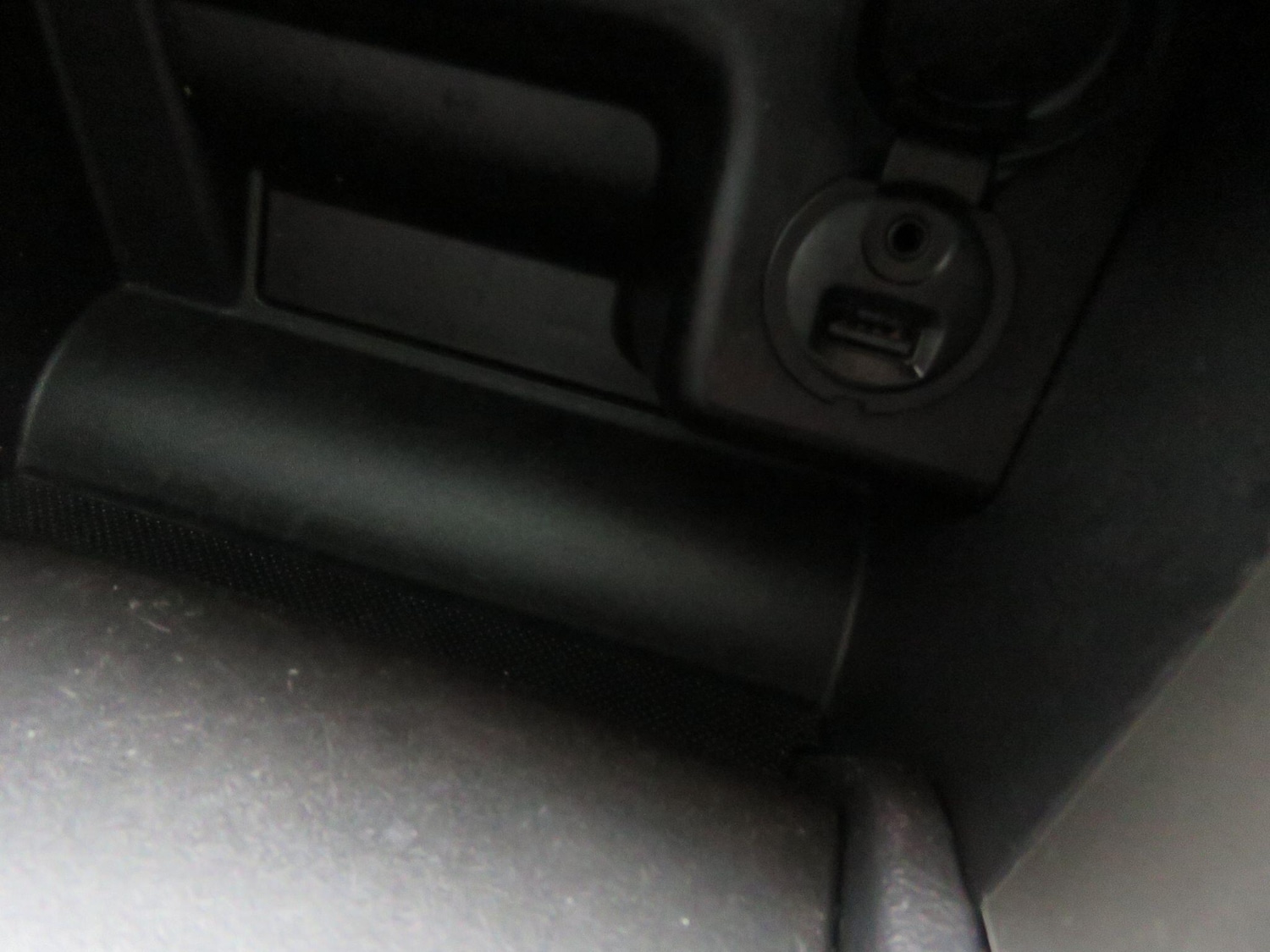 Used Peugeot 207 2012 for sale - 77455785: Photo 39